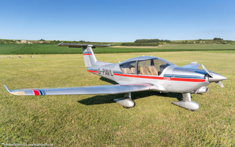 Robin R3000